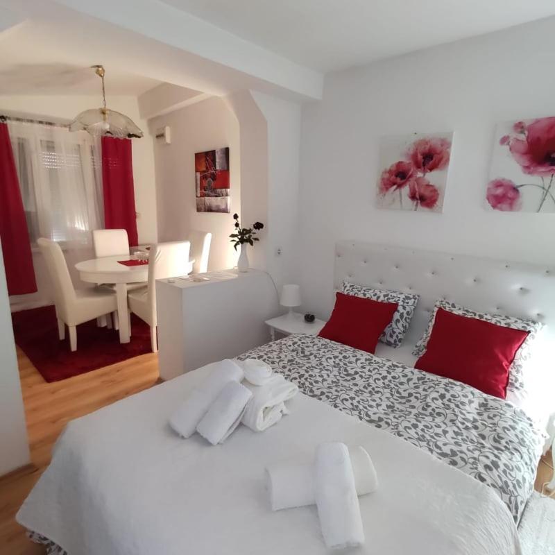 Gardos Apartment Beograd Ngoại thất bức ảnh